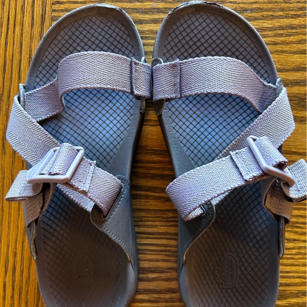 Chaco Mauve Women’s Sporty Adjustable Strap Sandals Size 7
